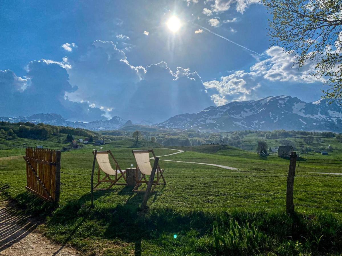 ホテル Organic Family Farm Žabljak エクステリア 写真